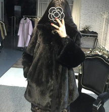2017 Winter Women's import Mink Fur Coat Winter Women Natural mink fur coat in the long section ladies hooded  thick warm coat