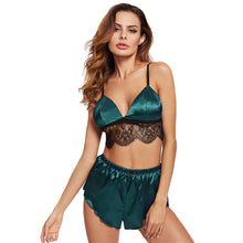 SHEIN Pajamas for Women Two Piece Set Green Contrast Eyelash Lace Spaghetti Strap Cami Top and Shorts Pajama Set
